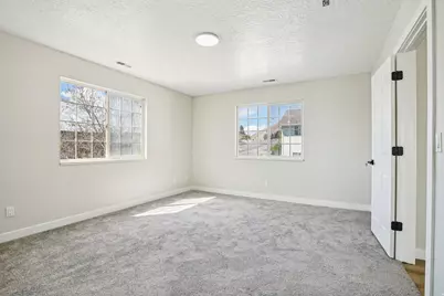 403 E 850 N, Springville, UT 84663 - Photo 32