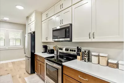 653 S 1300 E, Salt Lake City, UT 84102 - Photo 8