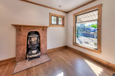 125 E 200 N, Moab, UT 84532 - Photo 18