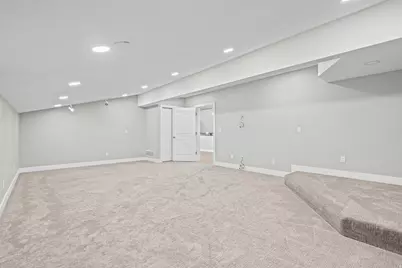 88 S Moss Hill Dr E, Bountiful, UT 84010 - Photo 18