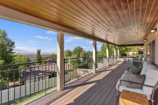 88 S Moss Hill Dr E, Bountiful, UT 84010 - Photo 2