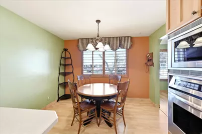 98 Dixie Ave, Layton, UT 84041 - Photo 8