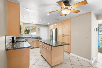 6471 S Bluemont Dr, Taylorsville, UT 84123 - Photo 12