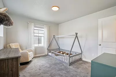 12927 S Twisted Oak Dr, Herriman, UT 84096 - Photo 16