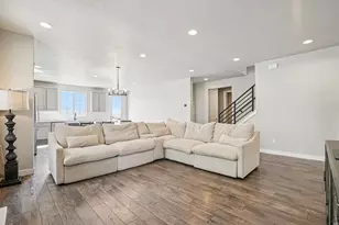 12927 S Twisted Oak Dr, Herriman, UT 84096 - Photo 4