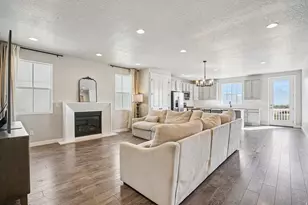 12927 S Twisted Oak Dr, Herriman, UT 84096 - Photo 2