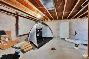 615 S 1400 W, Syracuse, UT 84075 - Photo 32