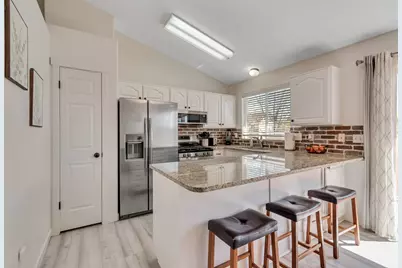 1493 W Pebblecreek Dr, Layton, UT 84041 - Photo 8