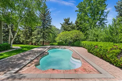 5757 S Holladay Blvd E, Holladay, UT 84121 - Photo 56