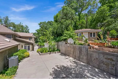 5757 S Holladay Blvd E, Holladay, UT 84121 - Photo 48