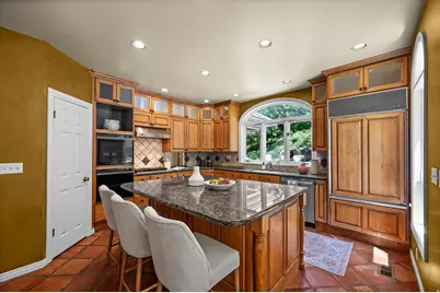 5757 S Holladay Blvd E, Holladay, UT 84121 - Photo 18