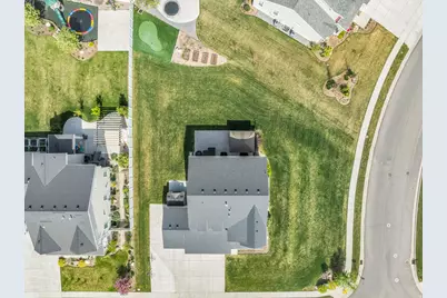 2195 S Betsy Way, Kaysville, UT 84037 - Photo 32