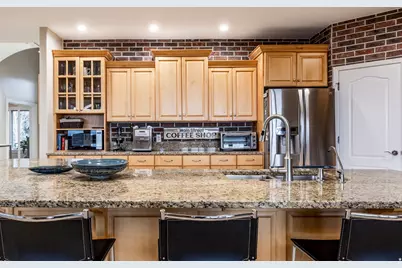 3252 Sunset Hollow Dr, Bountiful, UT 84010 - Photo 14