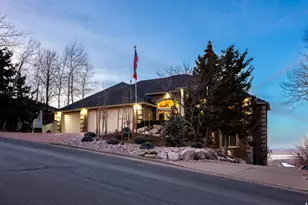 3252 Sunset Hollow Dr, Bountiful, UT 84010 - Photo 10