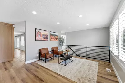 2393 W Bueno Vista Dr, West Jordan, UT 84088 - Photo 2