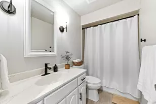 2092 E 11270 S, Sandy, UT 84092 - Photo 34