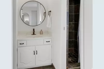 2092 E 11270 S, Sandy, UT 84092 - Photo 16