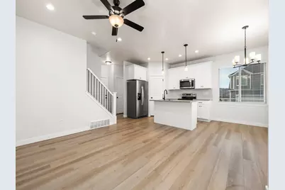 4152 W Hillscape Cir, Lehi, UT 84048 - Photo 4