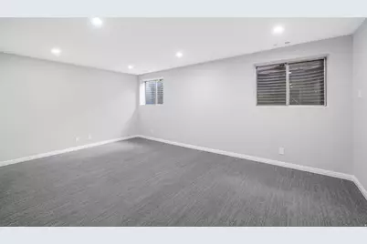 8965 S Quail Run Dr E, Sandy, UT 84093 - Photo 26