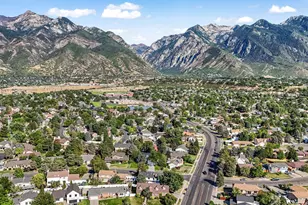 8965 S Quail Run Dr E, Sandy, UT 84093 - Photo 10