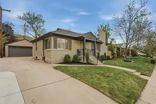 2119 S King St E, Salt Lake City, UT 84109 - Photo 2