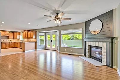 65 W 850 S, Centerville, UT 84014 - Photo 4
