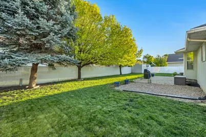 65 W 850 S, Centerville, UT 84014 - Photo 36