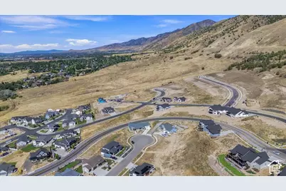 730 E 400 N #13, Providence, UT 84332 - Photo 16