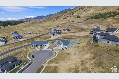730 E 400 N #13, Providence, UT 84332 - Photo 24