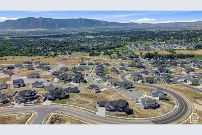 730 E 400 N #13, Providence, UT 84332 - Photo 12