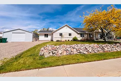 412 W Center St, Blanding, UT 84511 - Photo 1