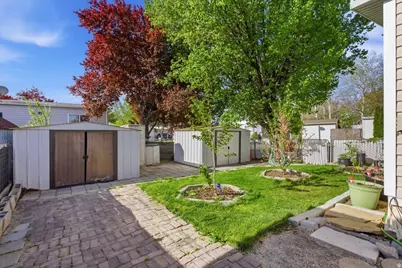 244 E Crescent Pkwy S #206, Sandy, UT 84070 - Photo 16