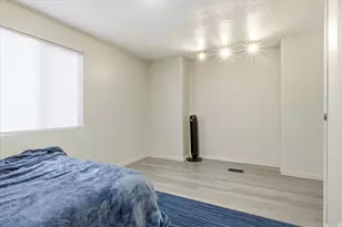 244 E Crescent Pkwy S, Sandy, UT 84070 - Photo 8