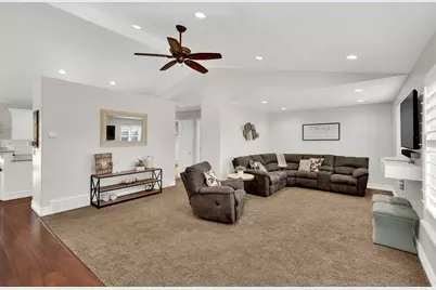 3934 W Dune Buggy Dr S, South Jordan, UT 84009 - Photo 8