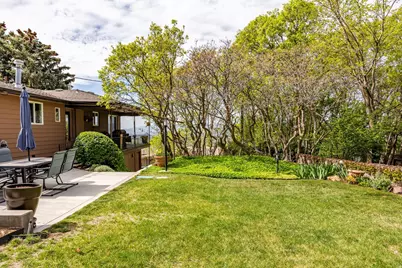 2250 S Belaire Dr, Salt Lake City, UT 84109 - Photo 32