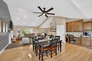 1264 Brooke Ln, Farmington, UT 84025 - Photo 8