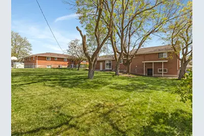 2068 W 5950 S, Roy, UT 84067 - Photo 24