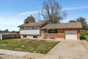 2068 W 5950 S, Roy, UT 84067 - Photo 26