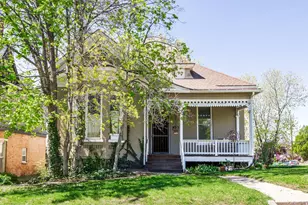 135 B St, Salt Lake City, UT 84103 - Photo 2