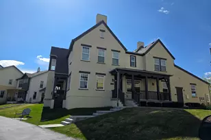 4658 W Boathouse Cir S, South Jordan, UT 84009 - Photo 2