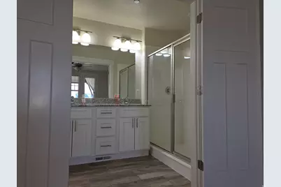 4658 W Boathouse Cir S, South Jordan, UT 84009 - Photo 18