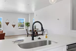 7645 S 300 E, Sandy, UT 84047 - Photo 28