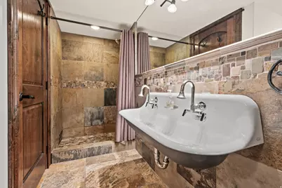 10280 S Dimple Dell Rd, Sandy, UT 84092 - Photo 46