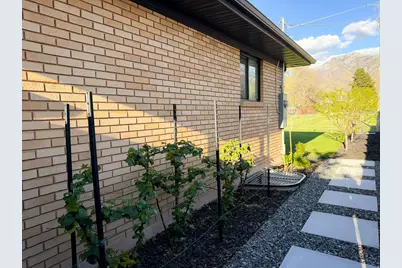 3089 S 2075 E, Salt Lake City, UT 84109 - Photo 58