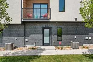 1838 E Melbourne Ct, Millcreek, UT 84106 - Photo 4