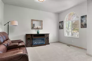 1374 S Lea Ct, Saratoga Springs, UT 84045 - Photo 6