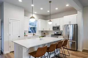 994 E Deer Arch Ln, Draper, UT 84020 - Photo 8