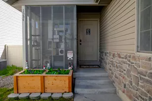 1534 E Shadow Dr N, Eagle Mountain, UT 84005 - Photo 2