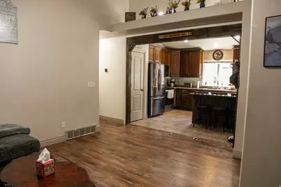 1534 E Shadow Dr N, Eagle Mountain, UT 84005 - Photo 4