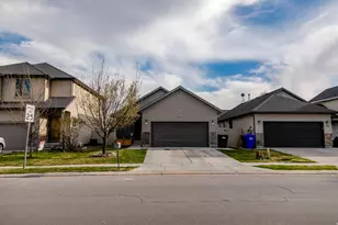 1534 E Shadow Dr N, Eagle Mountain, UT 84005 - Photo 34